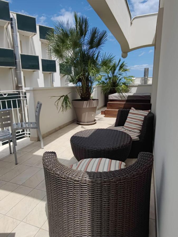 Hotel Ambassador Rimini Luaran gambar
