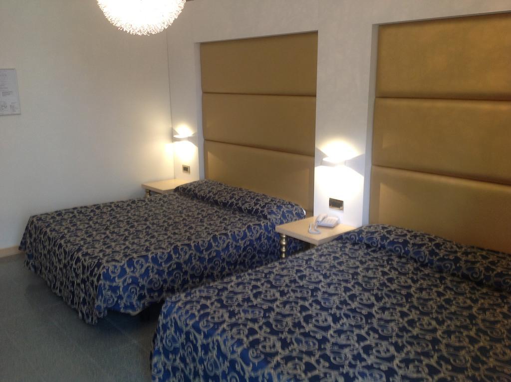 Hotel Ambassador Rimini Luaran gambar