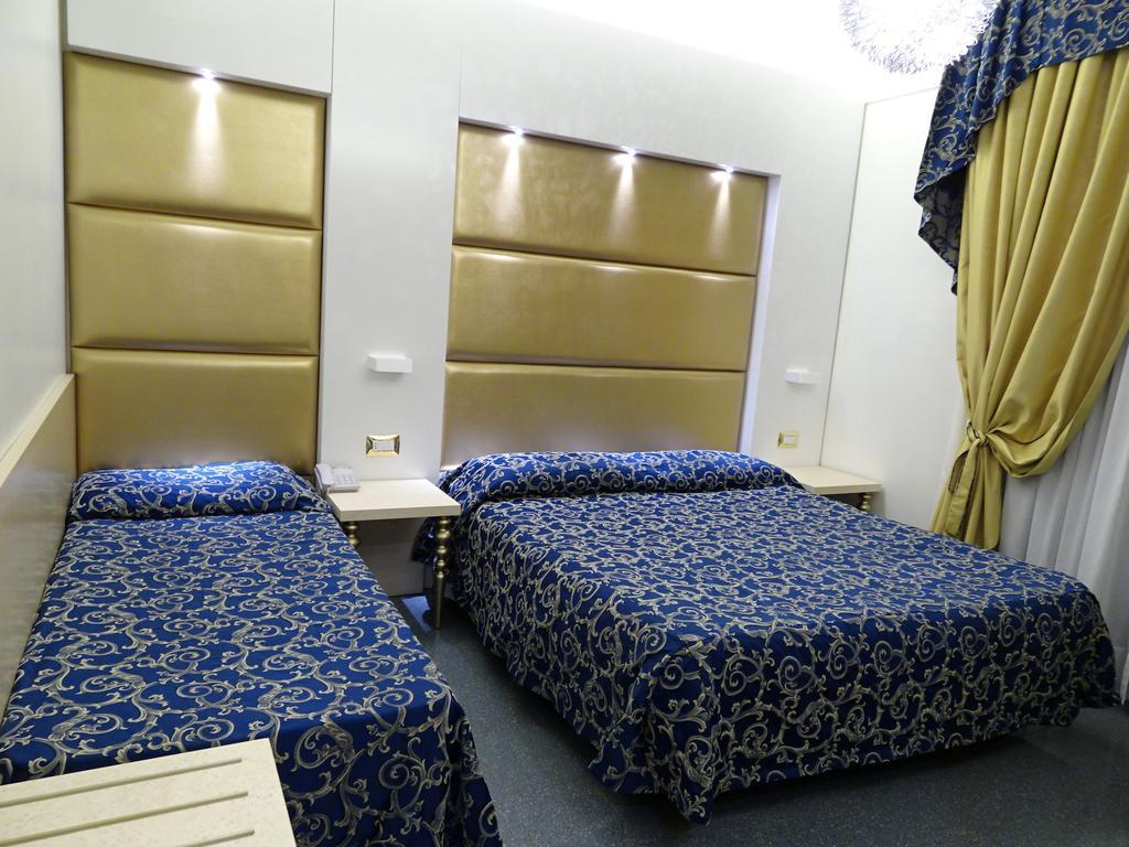 Hotel Ambassador Rimini Luaran gambar