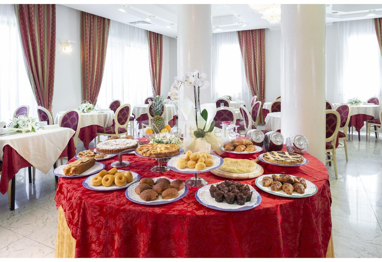 Hotel Ambassador Rimini Luaran gambar