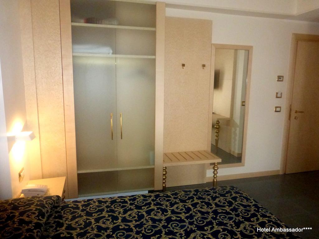 Hotel Ambassador Rimini Luaran gambar
